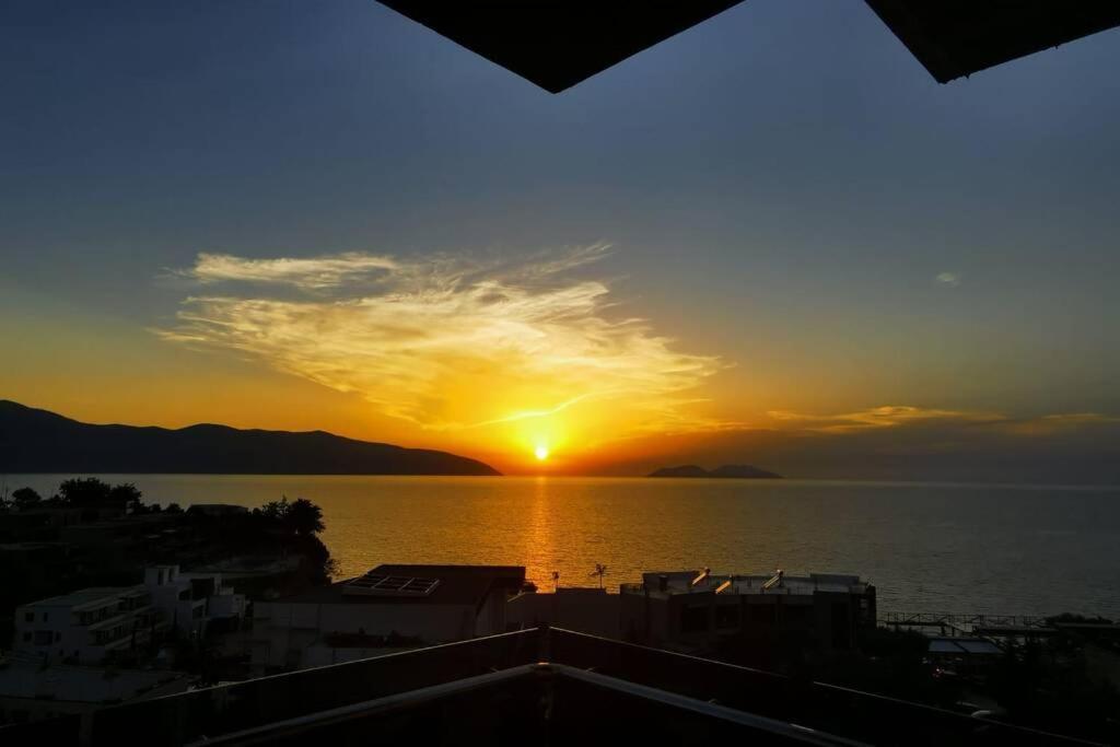 Spectacular Seaview Apartment Vlorë Extérieur photo