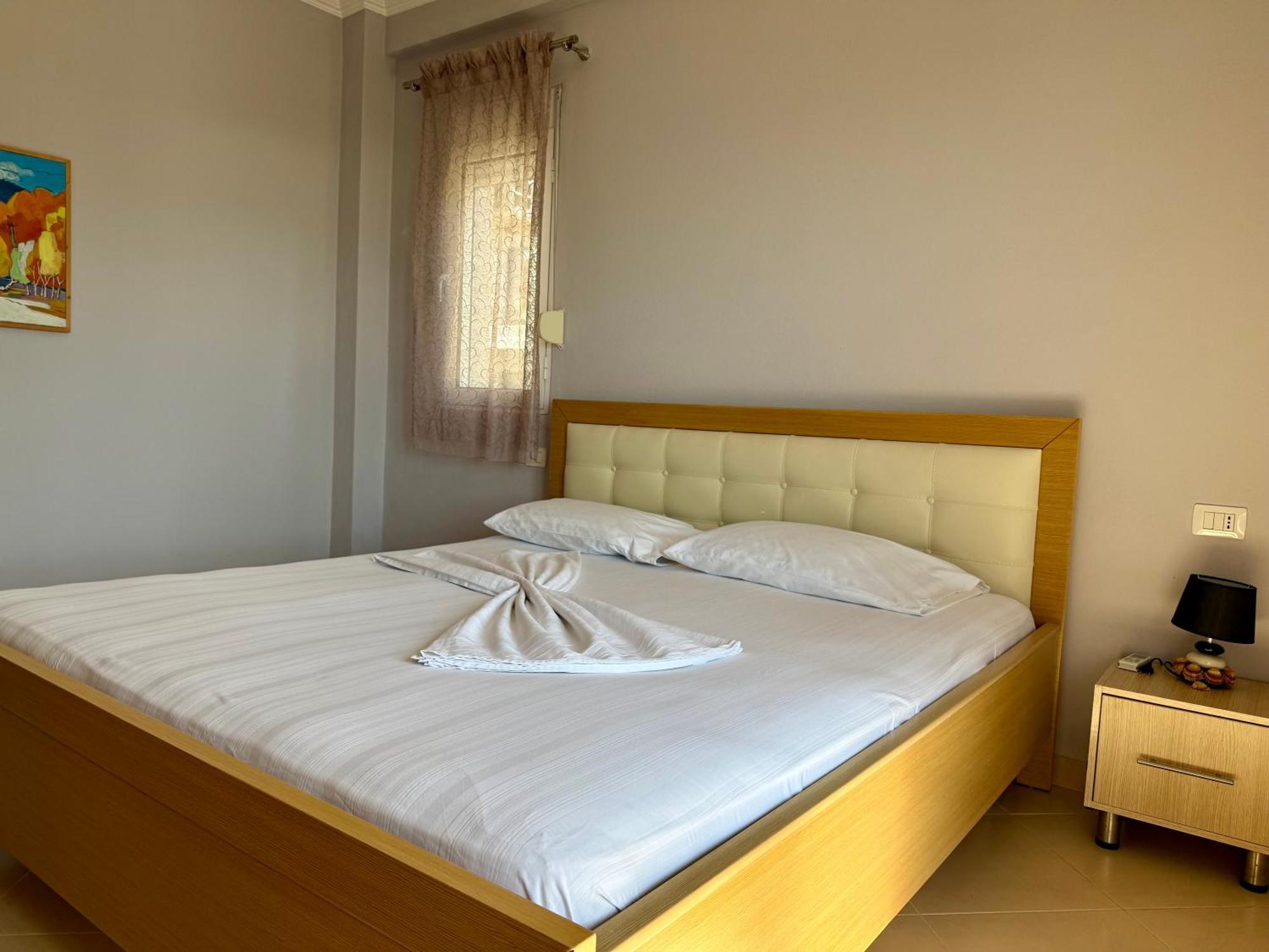 Spectacular Seaview Apartment Vlorë Extérieur photo