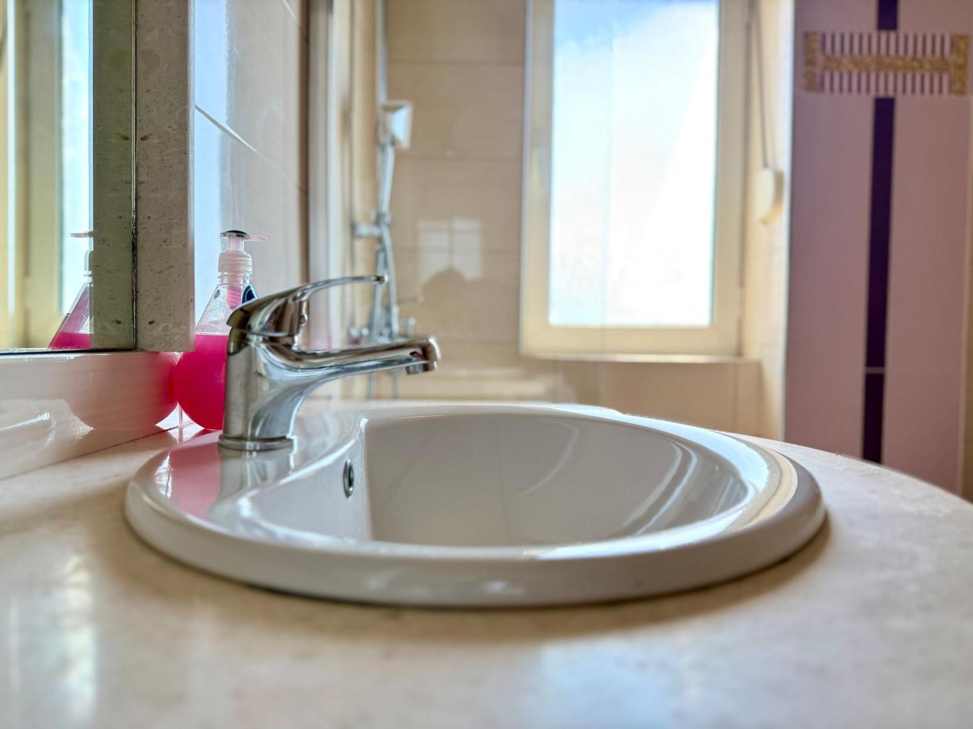 Spectacular Seaview Apartment Vlorë Extérieur photo
